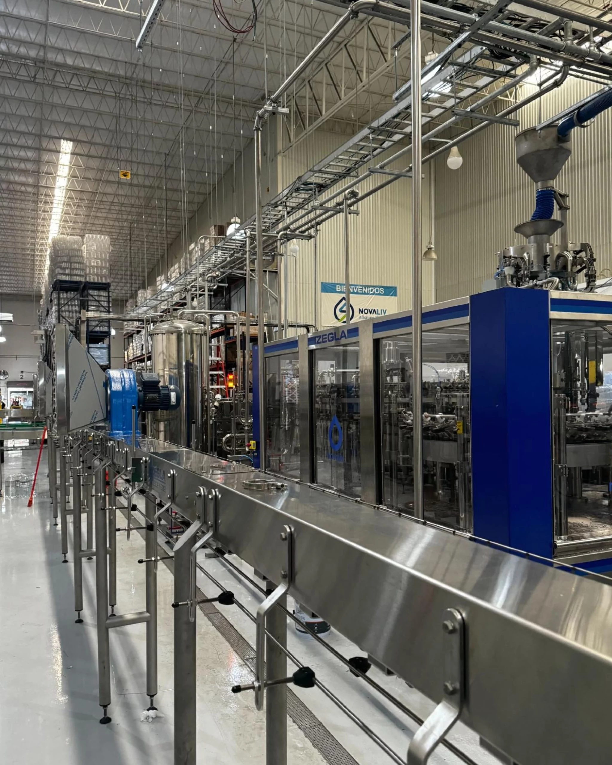 linea automatizada produccion bebidas novaliv zegla